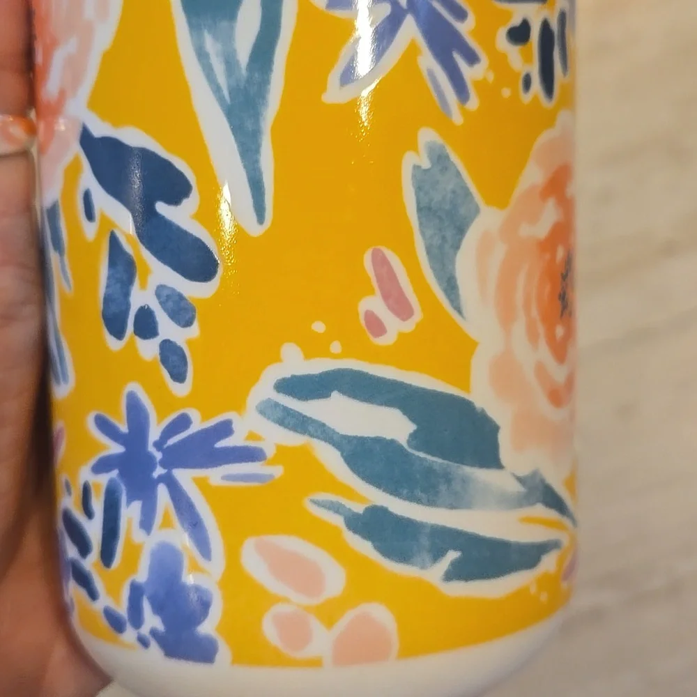 Portobello by Design Bone China Floral Print/Gold Rim Mug - Picture 3 of 7